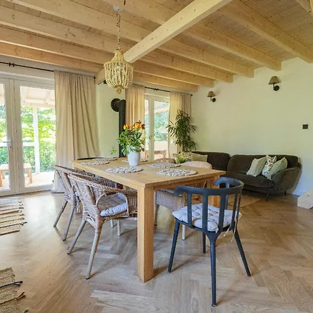 Ferienhaus Krukowka & Jacuzzi Białogóra