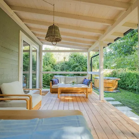 Holiday home Krukowka & Jacuzzi Bialogora